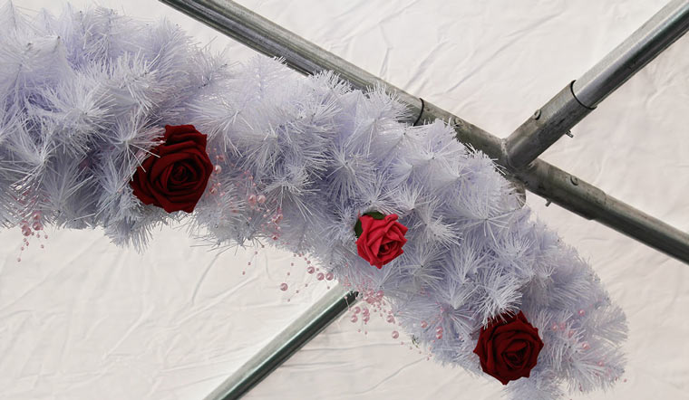 bespoke wedding garlands made in the uk